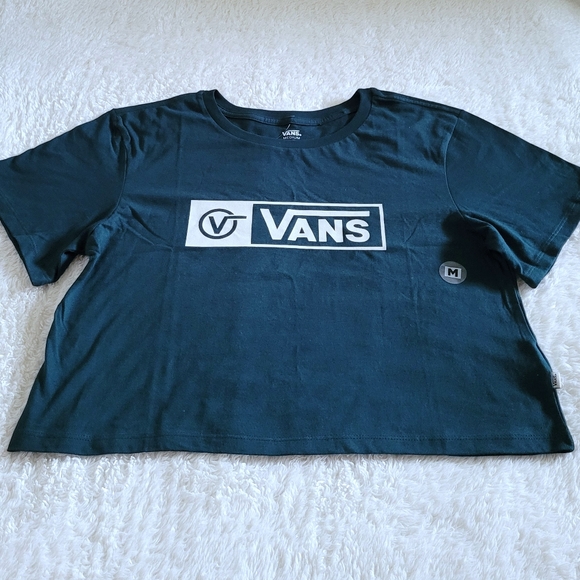 VANS🛹 Circle Tab Cropped Tee👕 - NWT - Picture 8 of 10